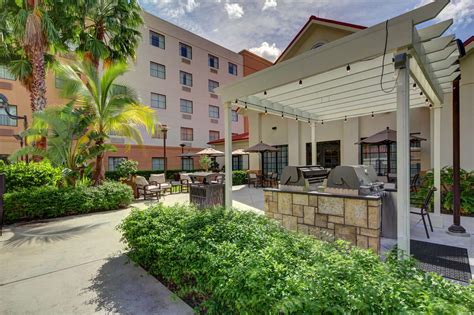 pet friendly hotels in west palm beach|Find pet